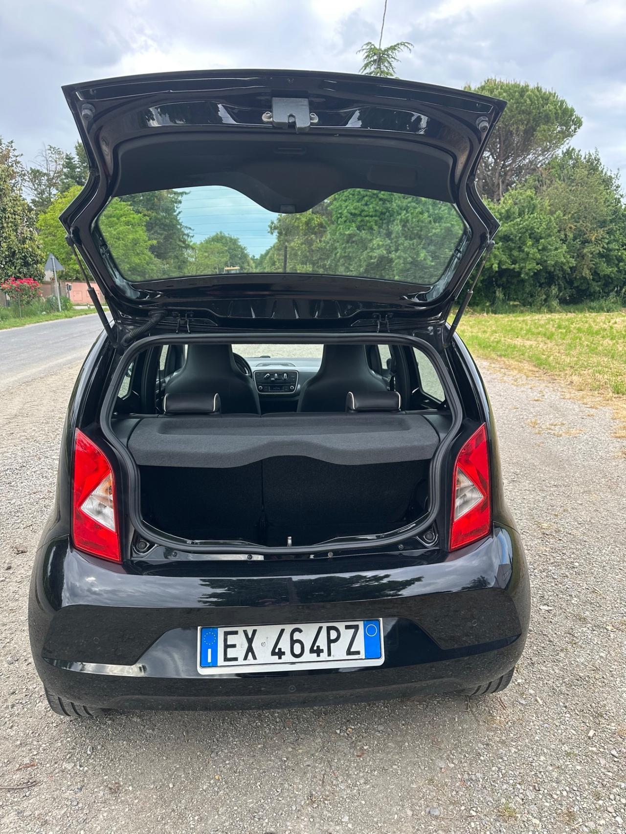 Seat Mii 1.0 68 CV 5 porte by Mango Nero Assoluto Ecofuel