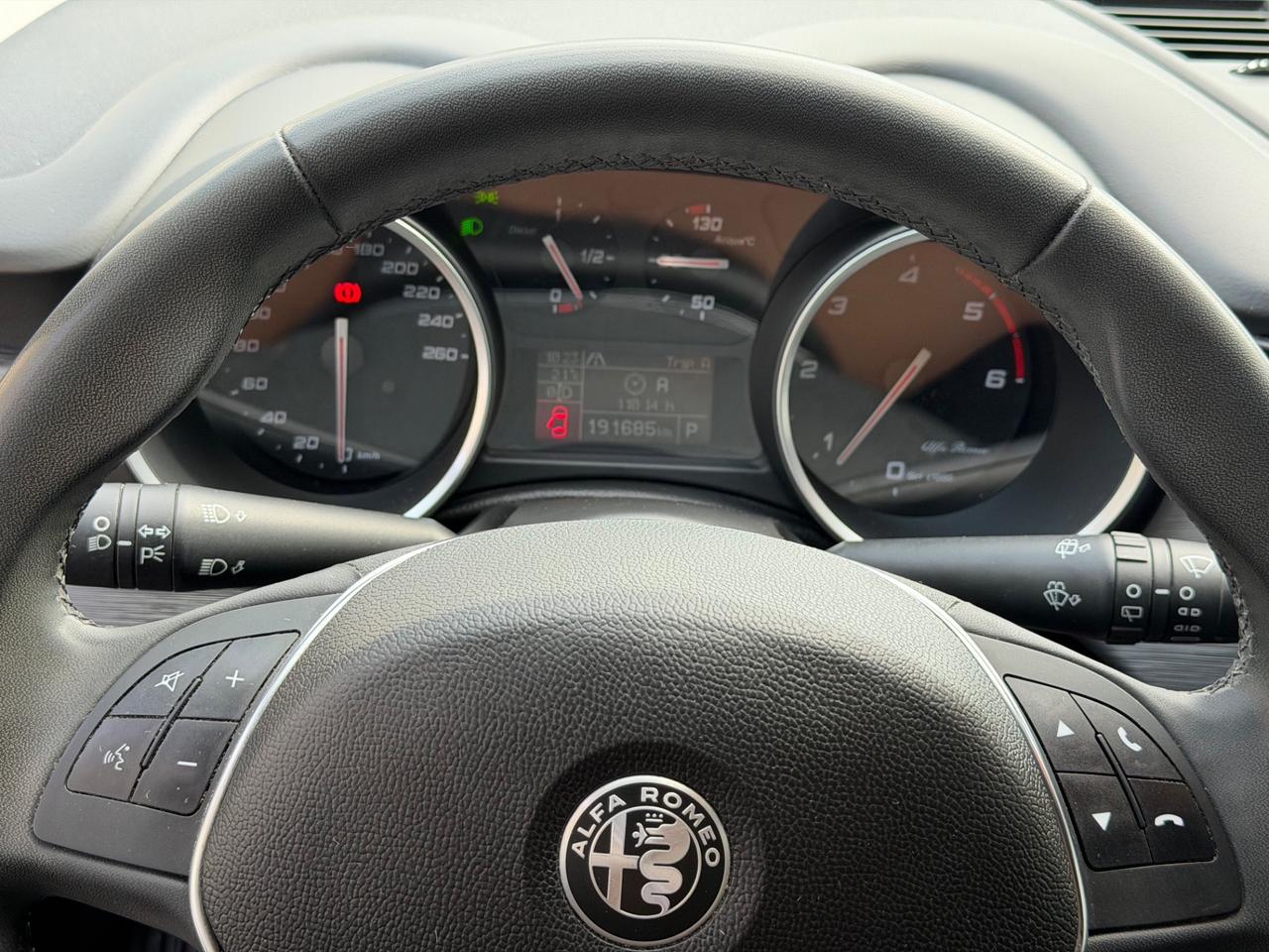 Alfa Romeo Giulietta 1.6 JTDm TCT 120 CV Business