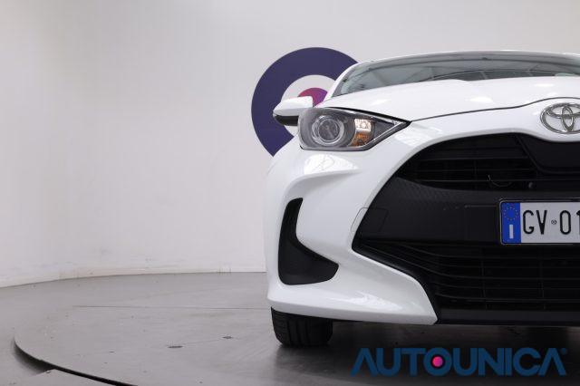 TOYOTA Yaris 1.5 130 HYBRID 5 PORTE ACTIVE NEOPATENTATI