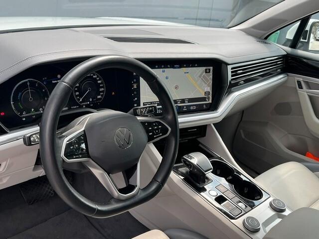 Volkswagen Touareg 3.0 V6 TSI eHybrid Elegance
