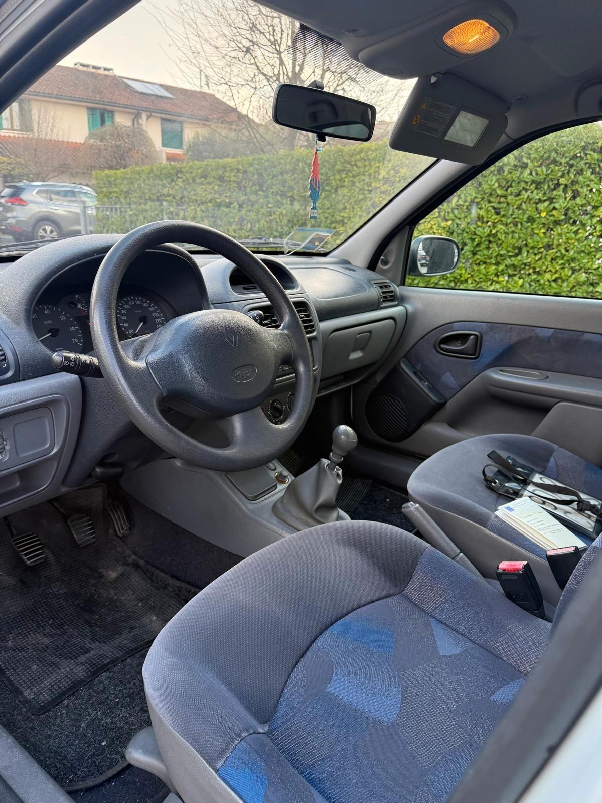 Renault Clio 1.2 cat 5 porte RXE