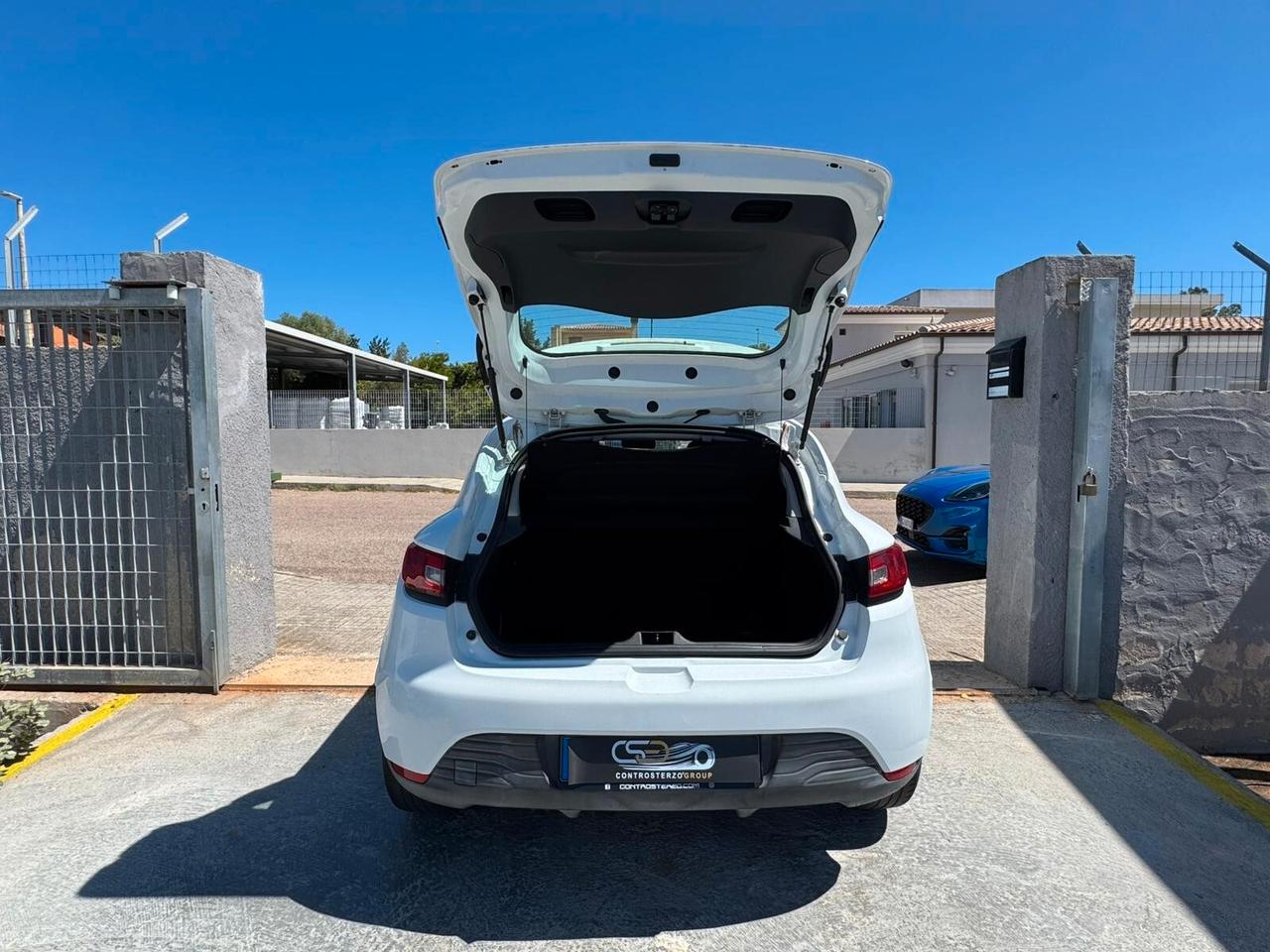 RENAULT CLIO PRONTA CONSEGNA - FINANZIABILE