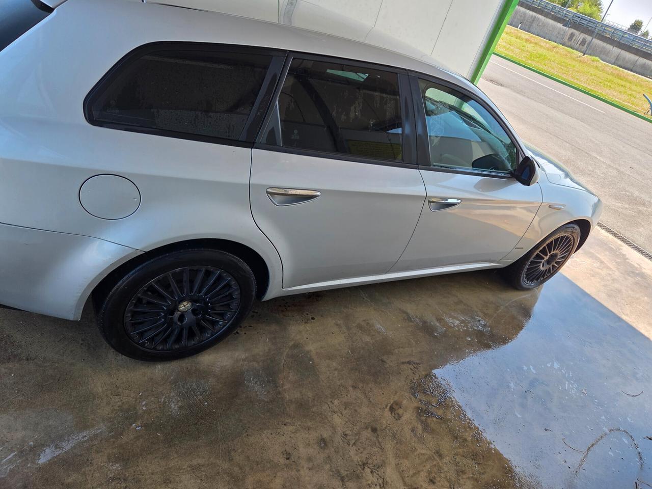 Alfa Romeo 159 1.9 JTDm Sportwagon Distinctive 2008
