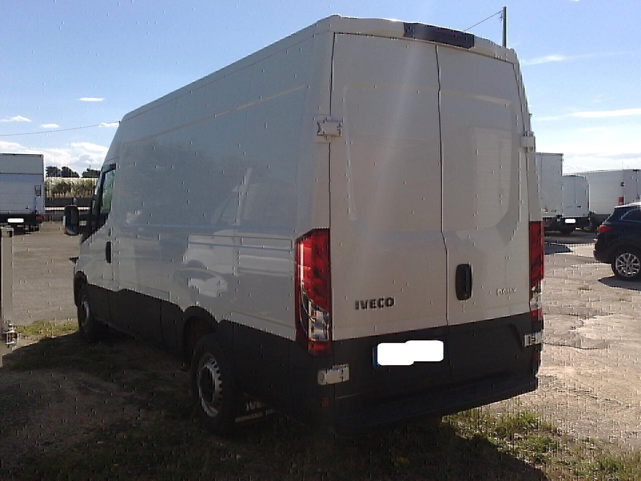 Iveco Daily 35s14 2.3hpt furgone di serie - 2018