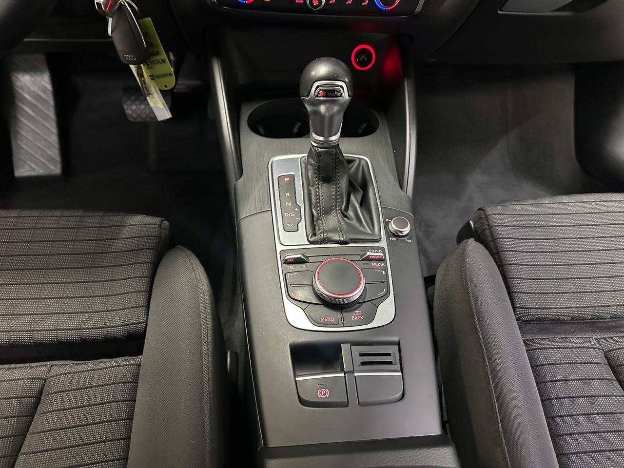 Audi A3 SPB 2.0 TDI 150 CV clean diesel Ambition