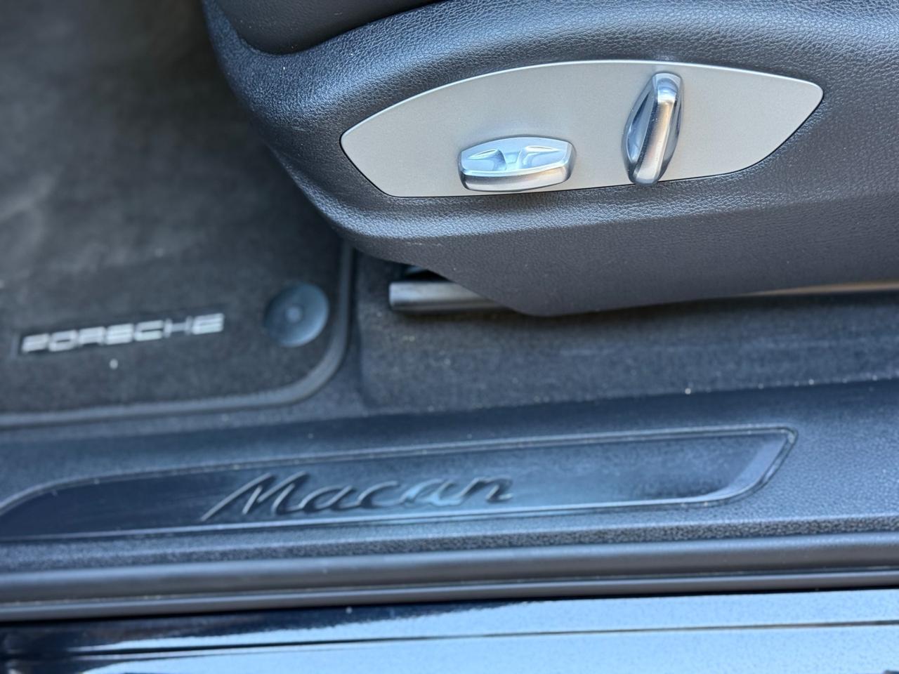 Porsche Macan 2.0 265cv TETTO - SCARICHI