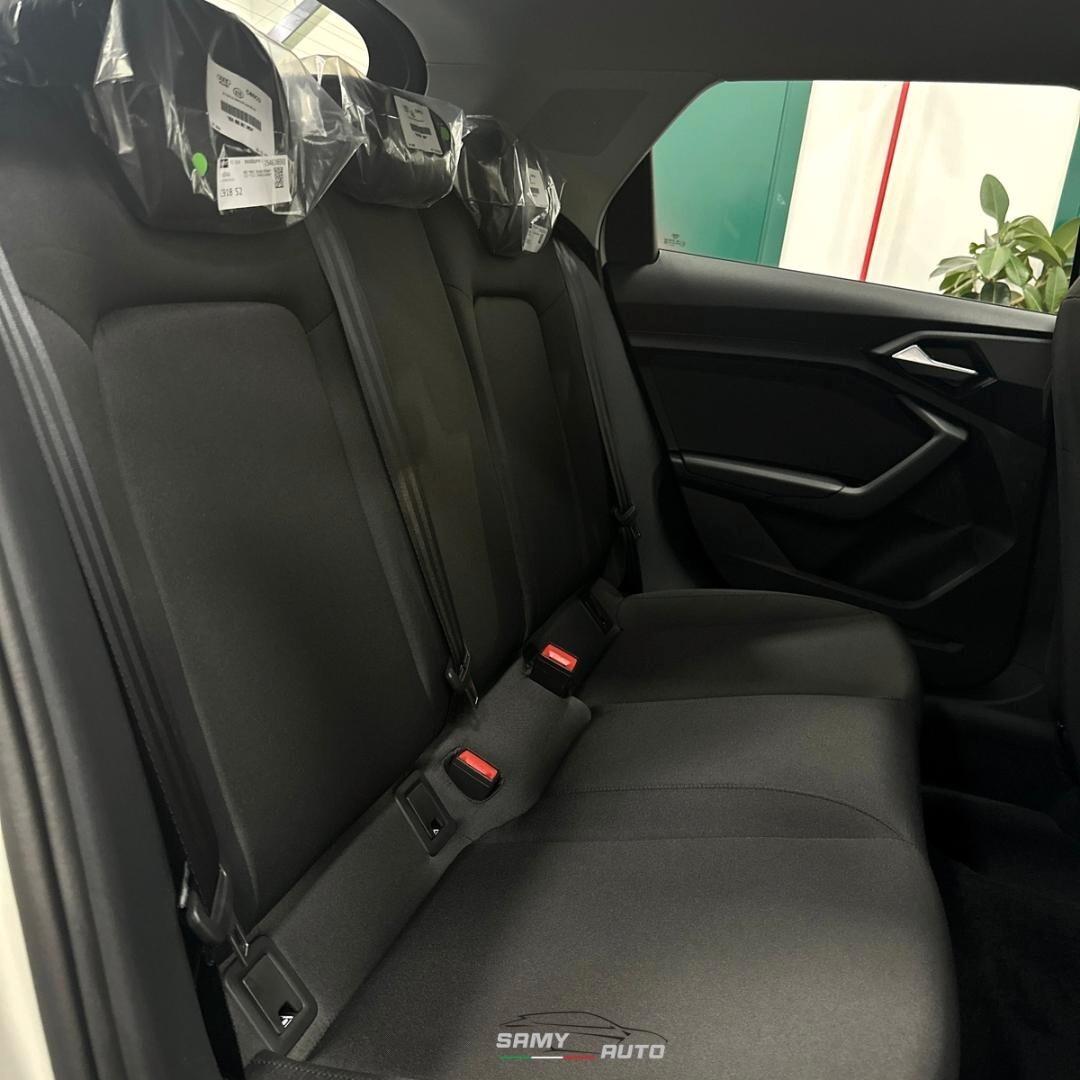 Audi A1 allstreet 30 TFSI Identity Black