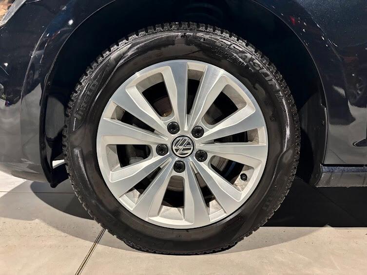 Volkswagen Golf 1.6 TDI 110CV 5P. 60.000KM NEOPATENTATI