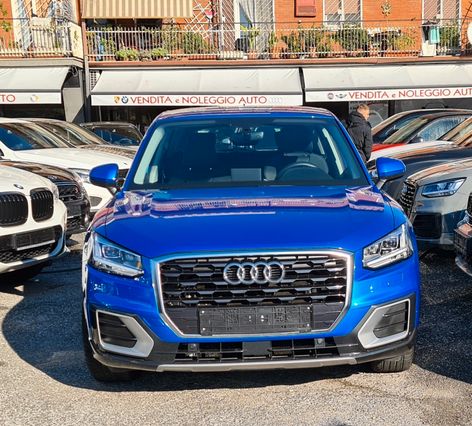 Audi Q2 30 TFSI S tronic Business Design