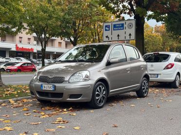 Toyota Yaris 1.0i 16V cat 5 porte OK NEOPATENTATI