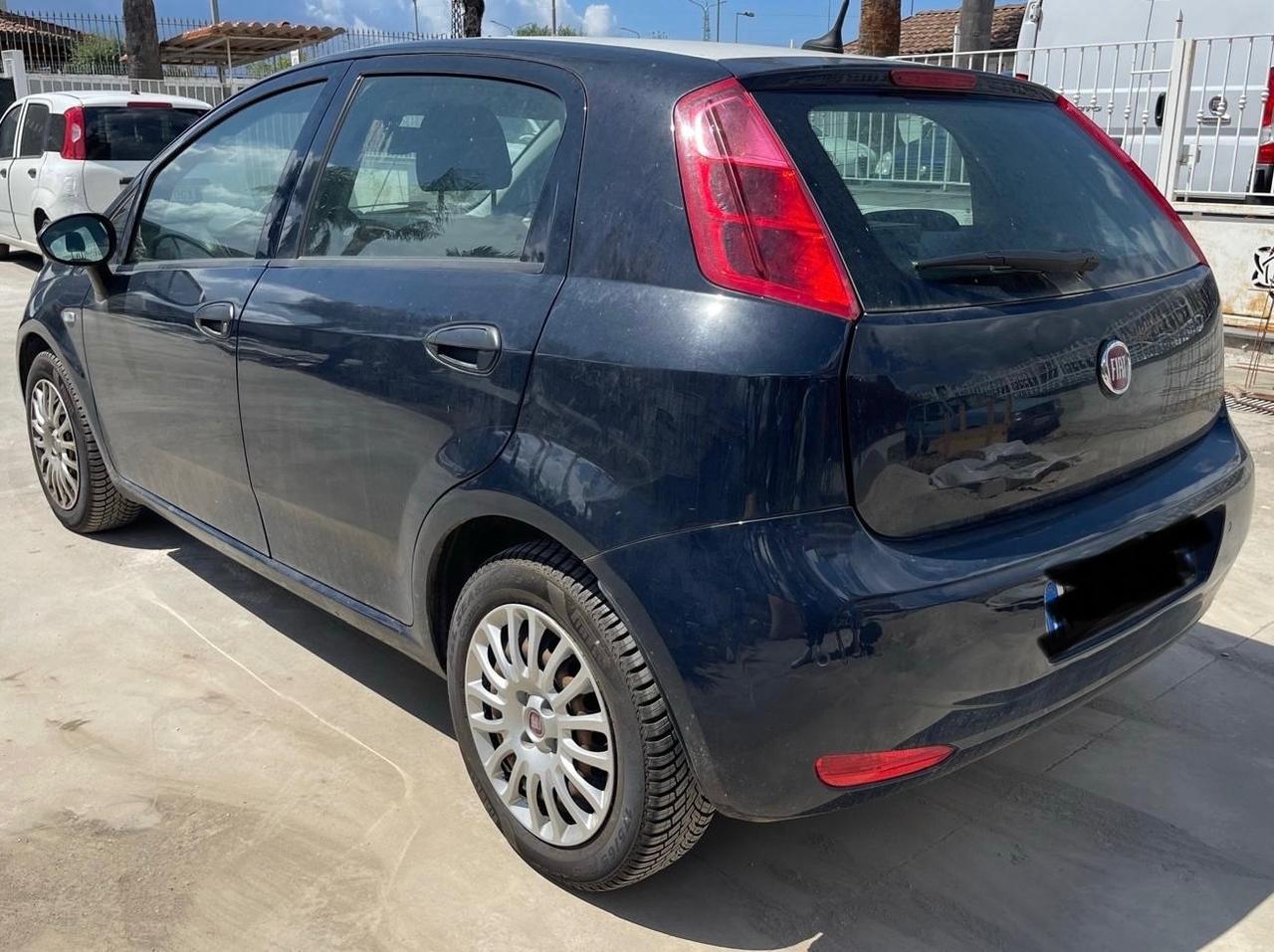 Fiat Punto 1.3 MJT II S&S 95 CV 5 porte Street