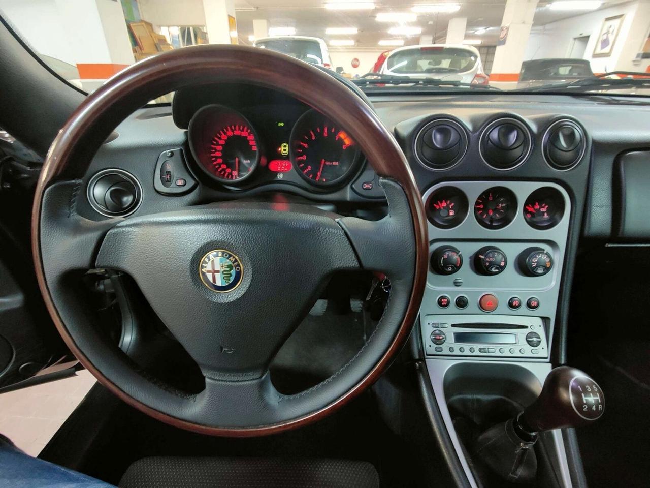 Alfa Romeo Spider 2.0 jts 16v