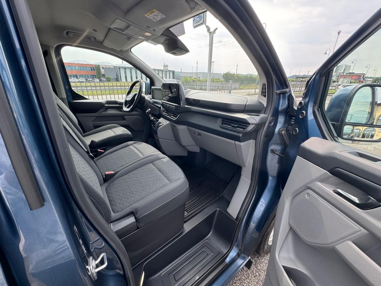 Ford Transit Custom Van Titanium 2.0EcoBlue 150CV Man. PC