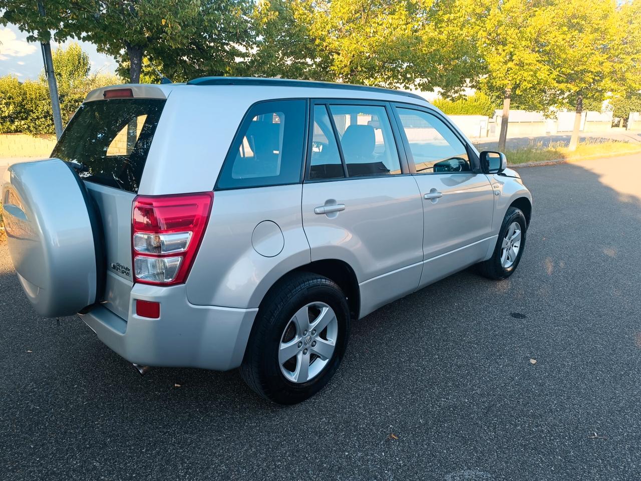 Suzuki Grand Vitara 1.9 DDiS 5 porte SOLO 162.000 KM