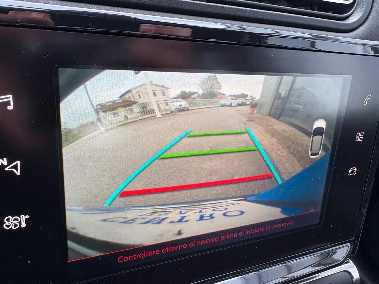 Citroen C3 SHINE BlueHDi 100 6mt SPOTICAR