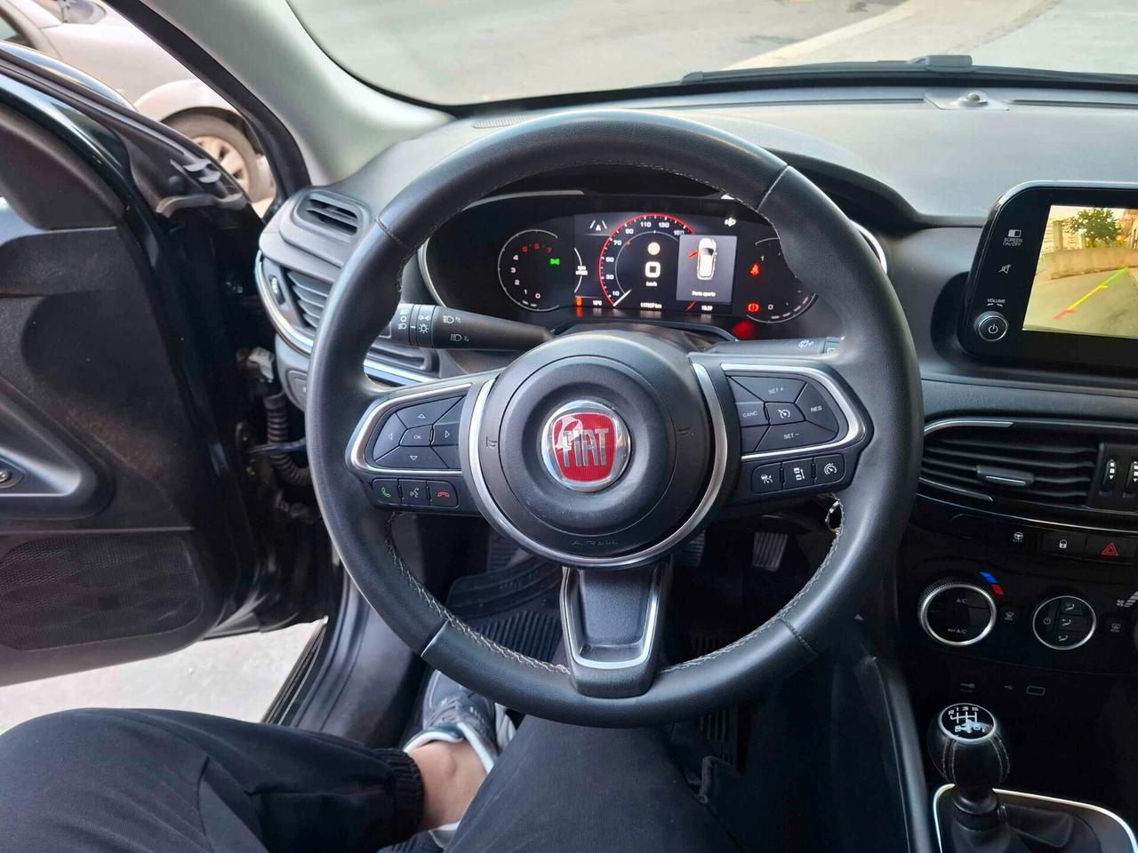 Fiat Tipo 1.6 Mjt S&S 5 porte Cross - 2021