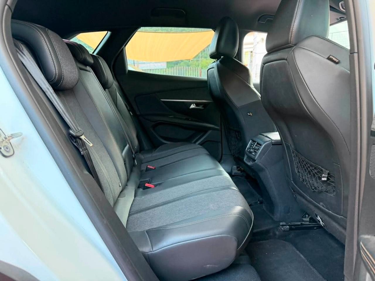 Peugeot 3008 BlueHDi 130 cv GT Line