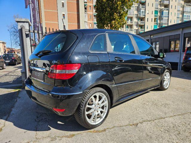 MERCEDES-BENZ B 200 CDI Premium