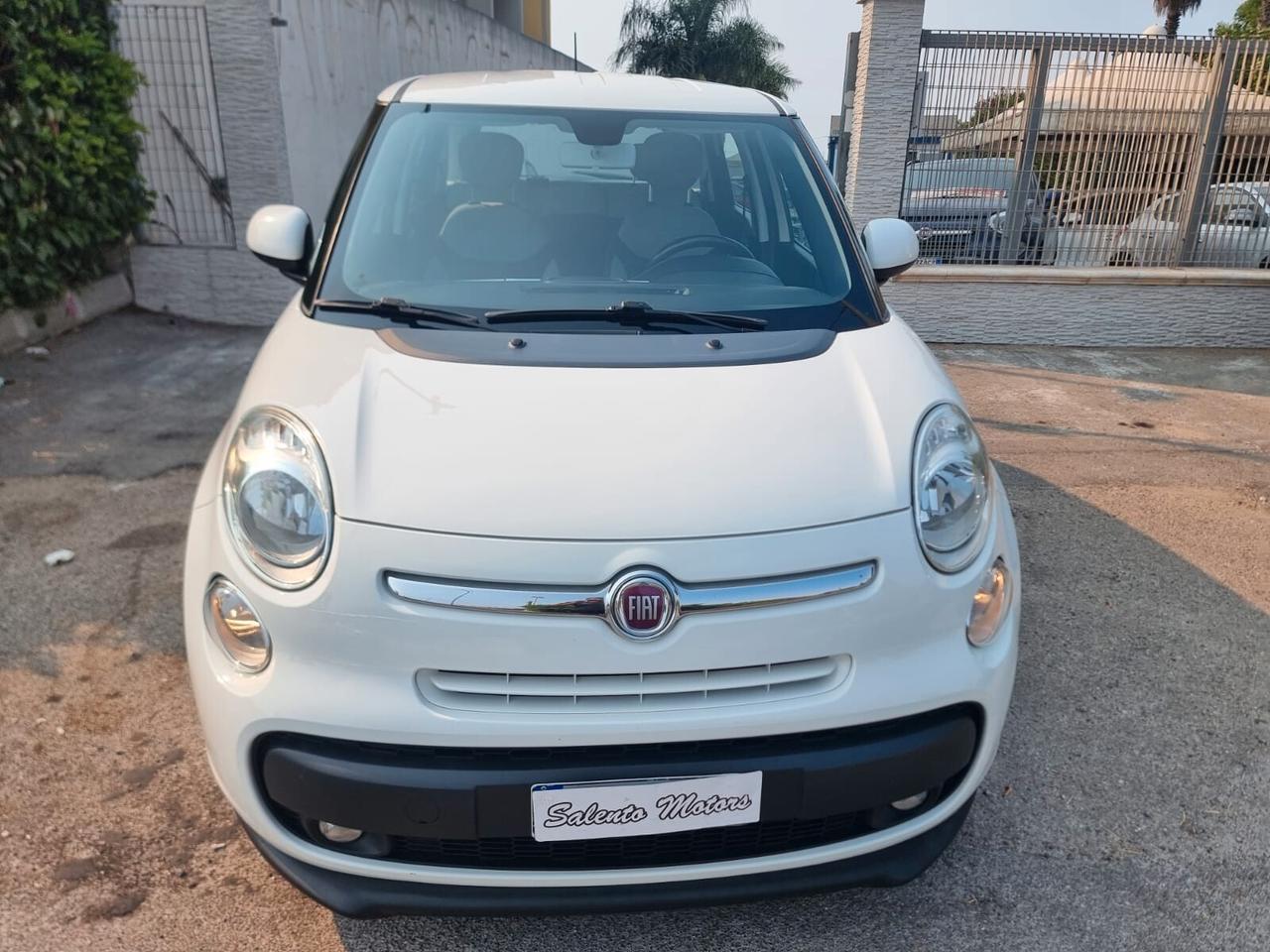 Fiat 500L 1.6 Multijet 120 CV Lounge Autocarro n1