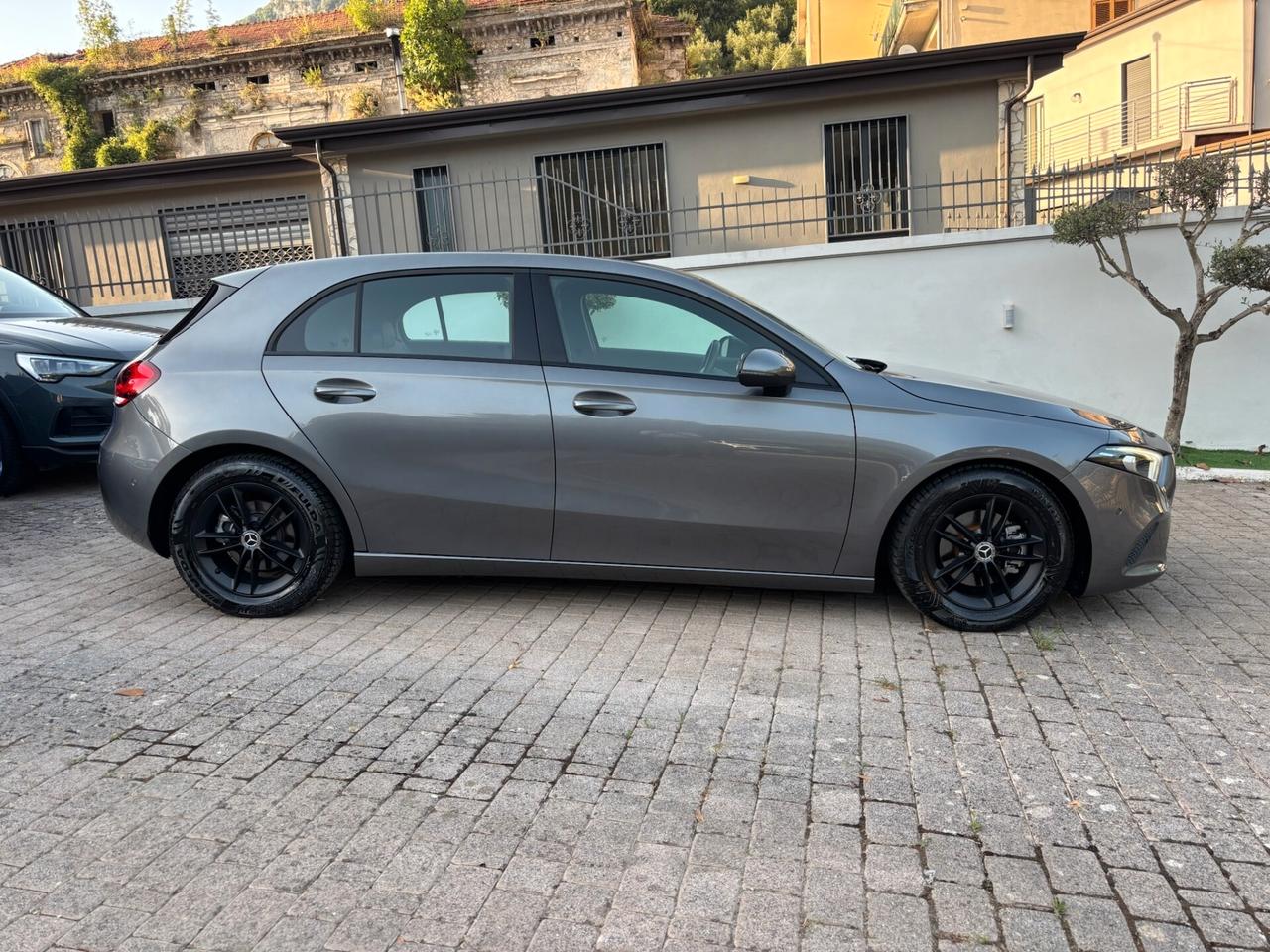 Mercedes-benz A 180 d Automatic Sport FULL LED