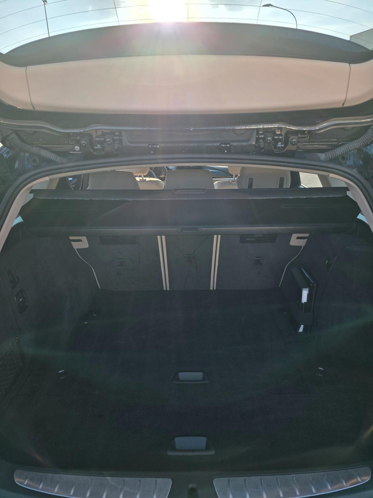 Bmw 320d Touring Luxury 190Cv