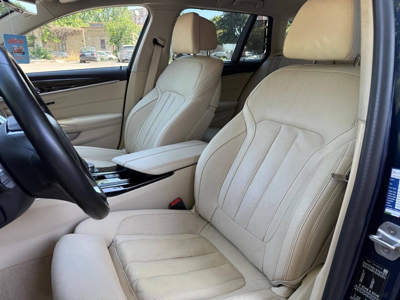 BMW 520d G31 2019 xDrive Touring Luxury