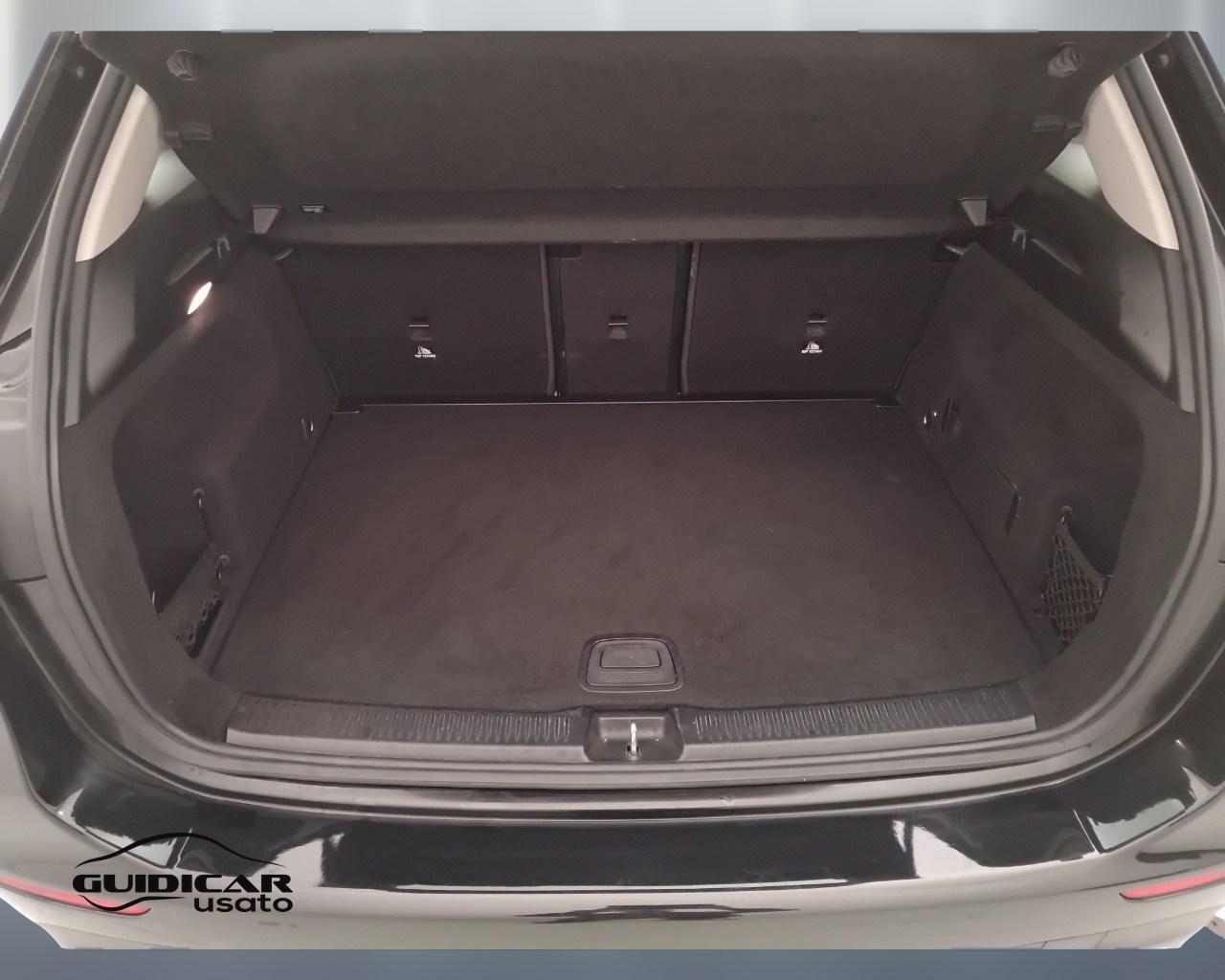 Mercedes-Benz Classe B - W247 2018 - B 180 d Sport auto