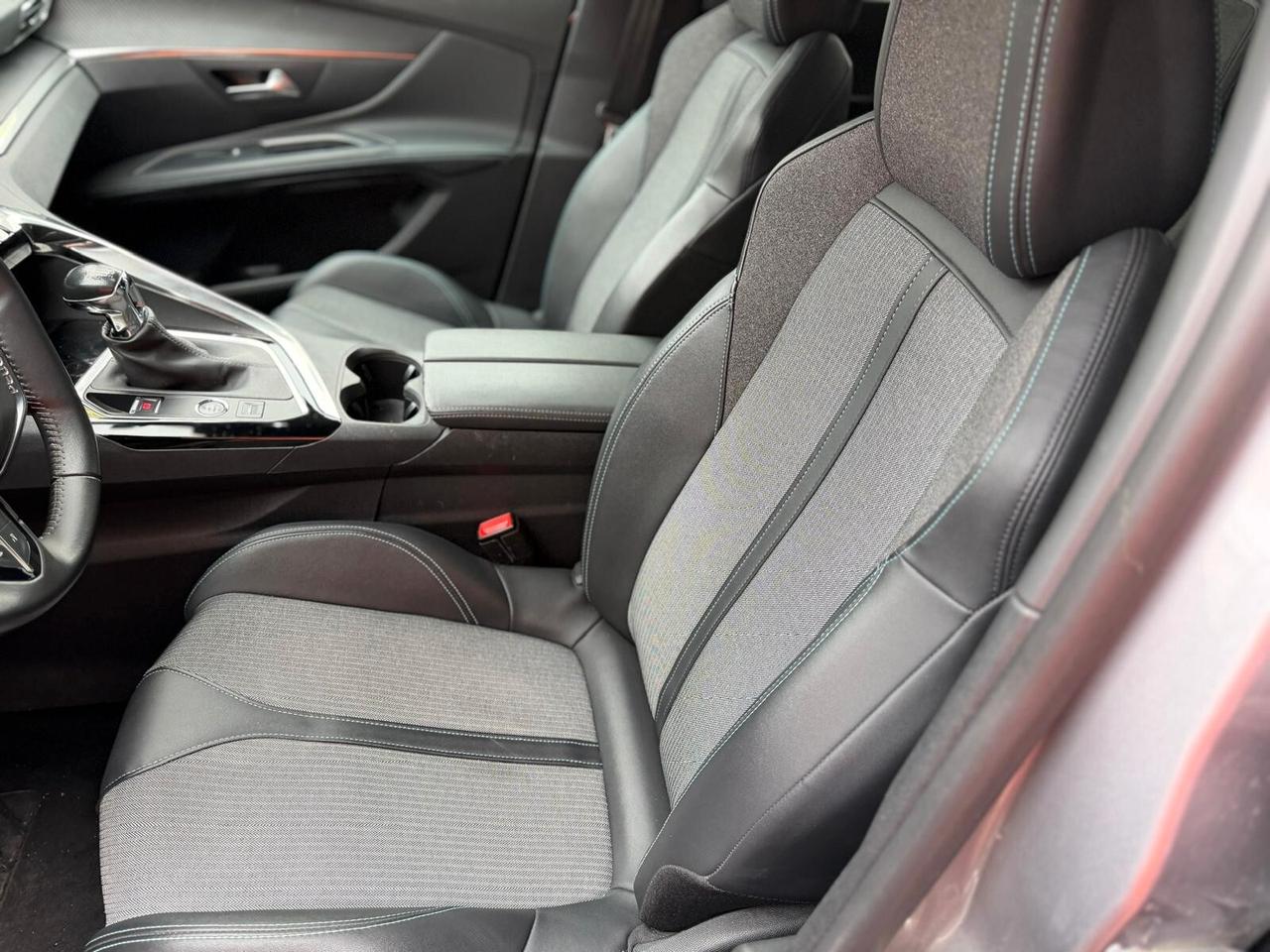 Peugeot 5008 PureTech Turbo 130 S&S Allure Pack