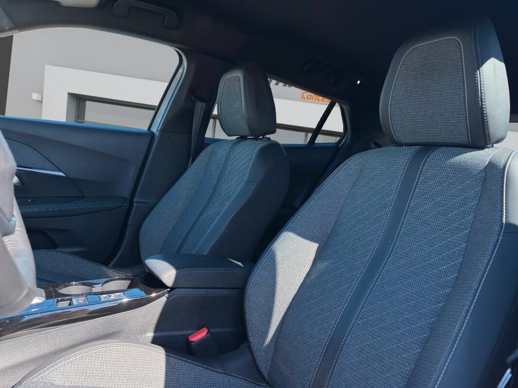 Peugeot 2008 1.2 puretech Allure s&s 130cv AUTOMATICA E CARPLAY