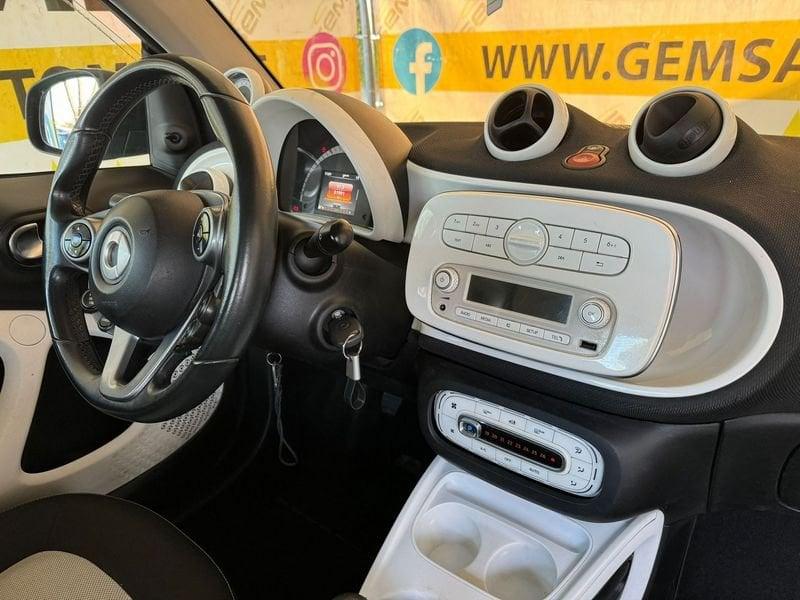 smart fortwo fortwo 70 1.0 Passion cambio manuale