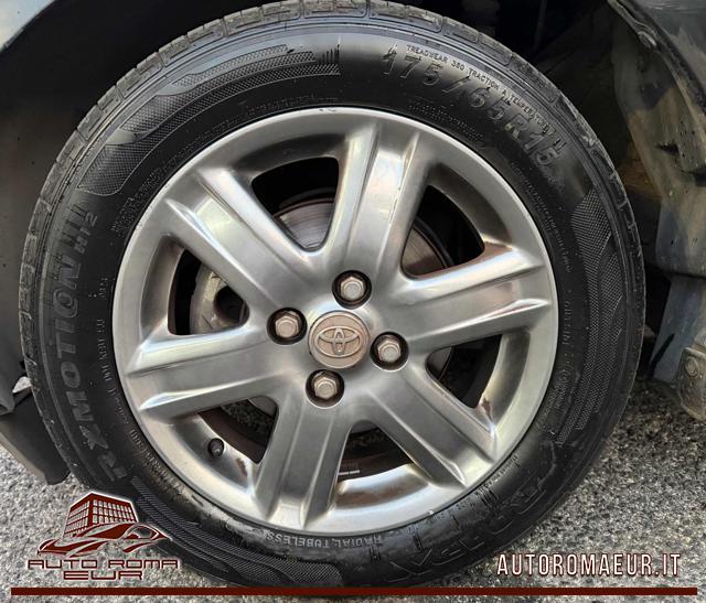 TOYOTA iQ 1.0 Sol ADATTA A NEOPATENTATI, PREZZO REALE