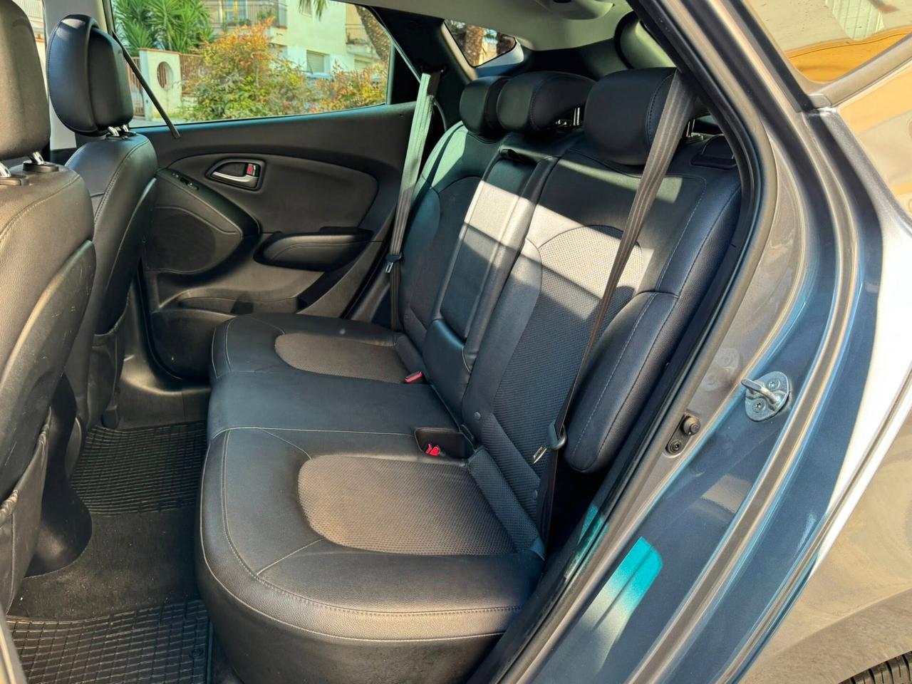 HYUNDAI IX35 1.7 CRDI 2WD XPOSSIBLE TETTO+NAVI+RETROCAMERA