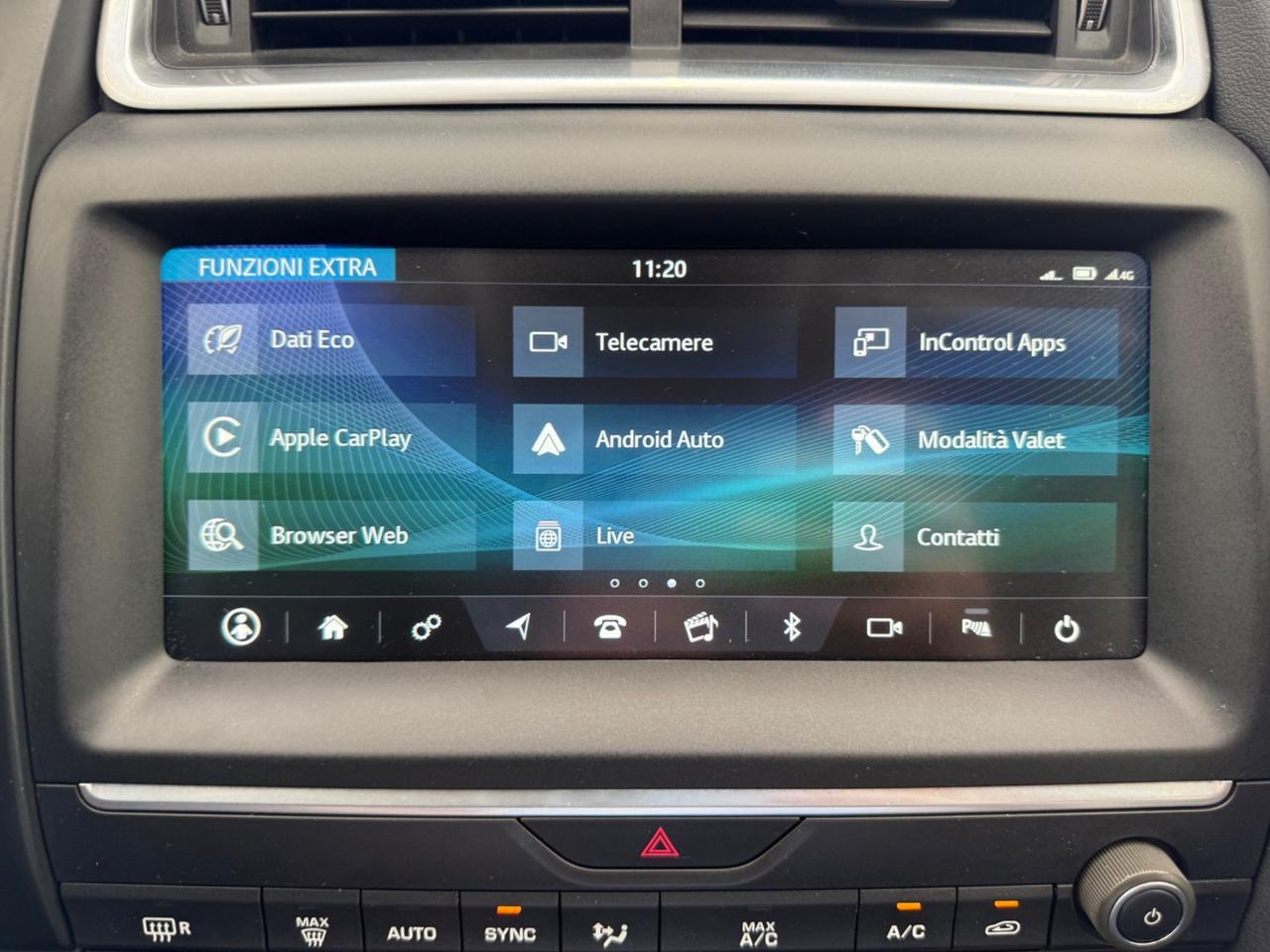 Jaguar E-Pace 2.0d i4 R-Dynamic S awd 180cv automatica 1 proprietario
