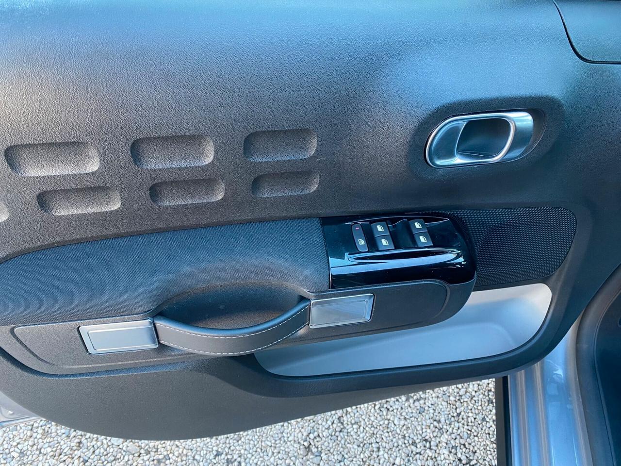 Citroen C3 PureTech 110 S&S Shine Pack BiColor 6marce