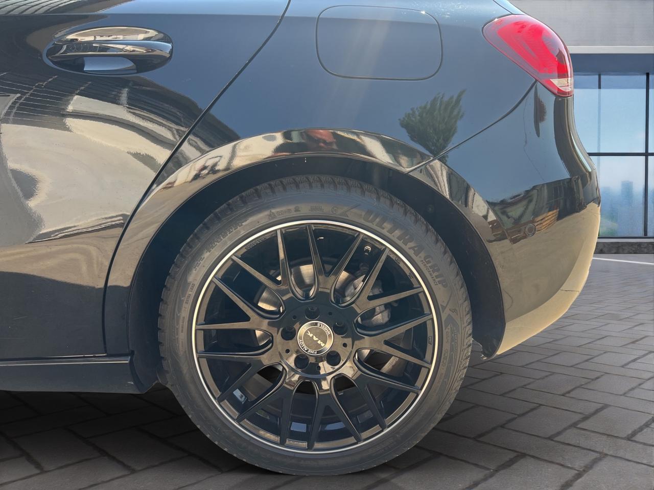 Mercedes-benz A 180 d Premium