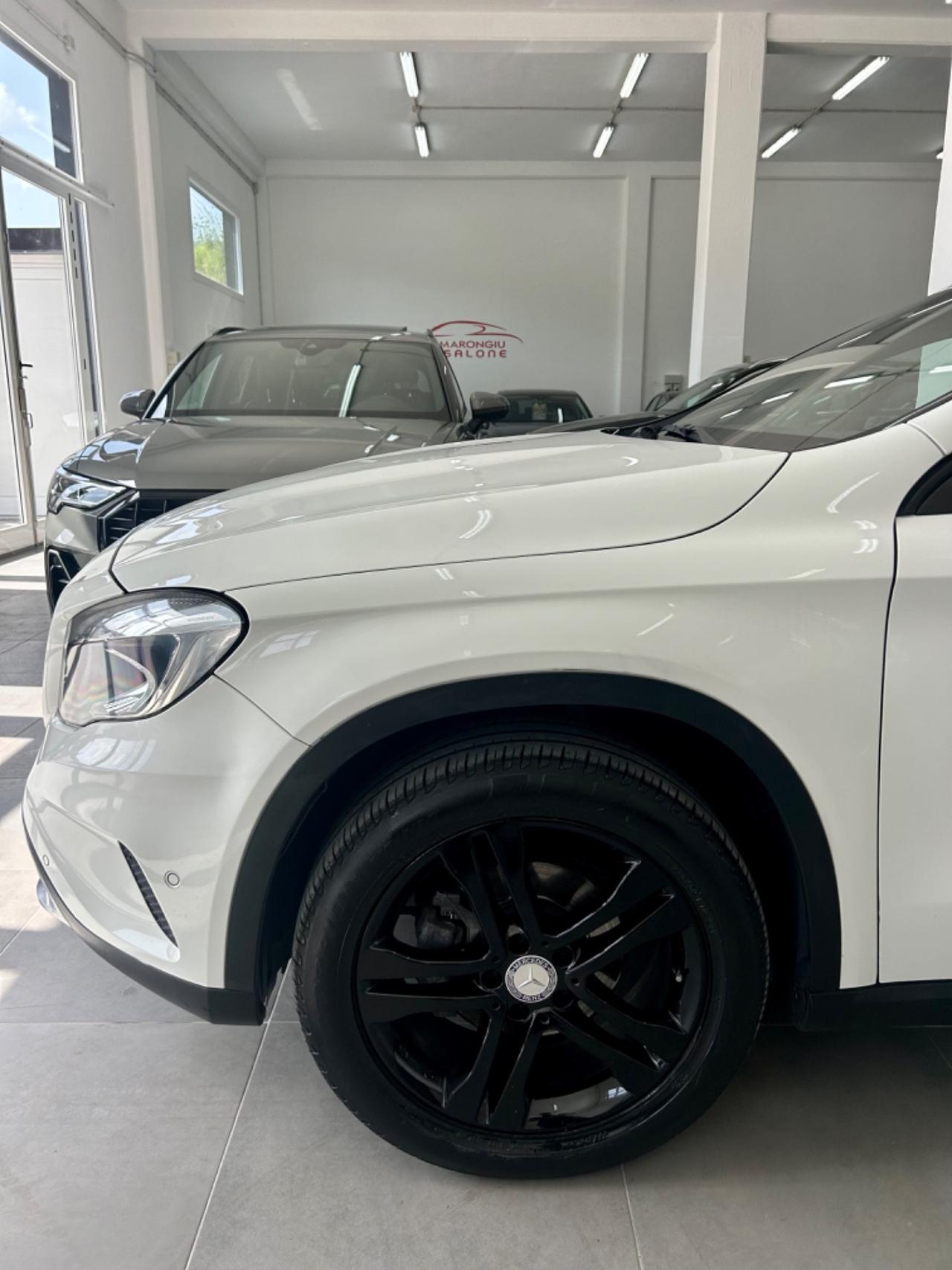 Mercedes-benz GLA 200 d Sport TETTO finanziabile