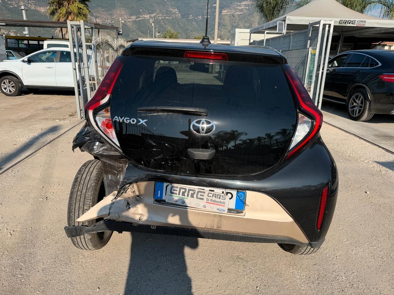 TOYOTA AYGO X 2023 1.0 BENZINA 72 CV *AIRB OK
