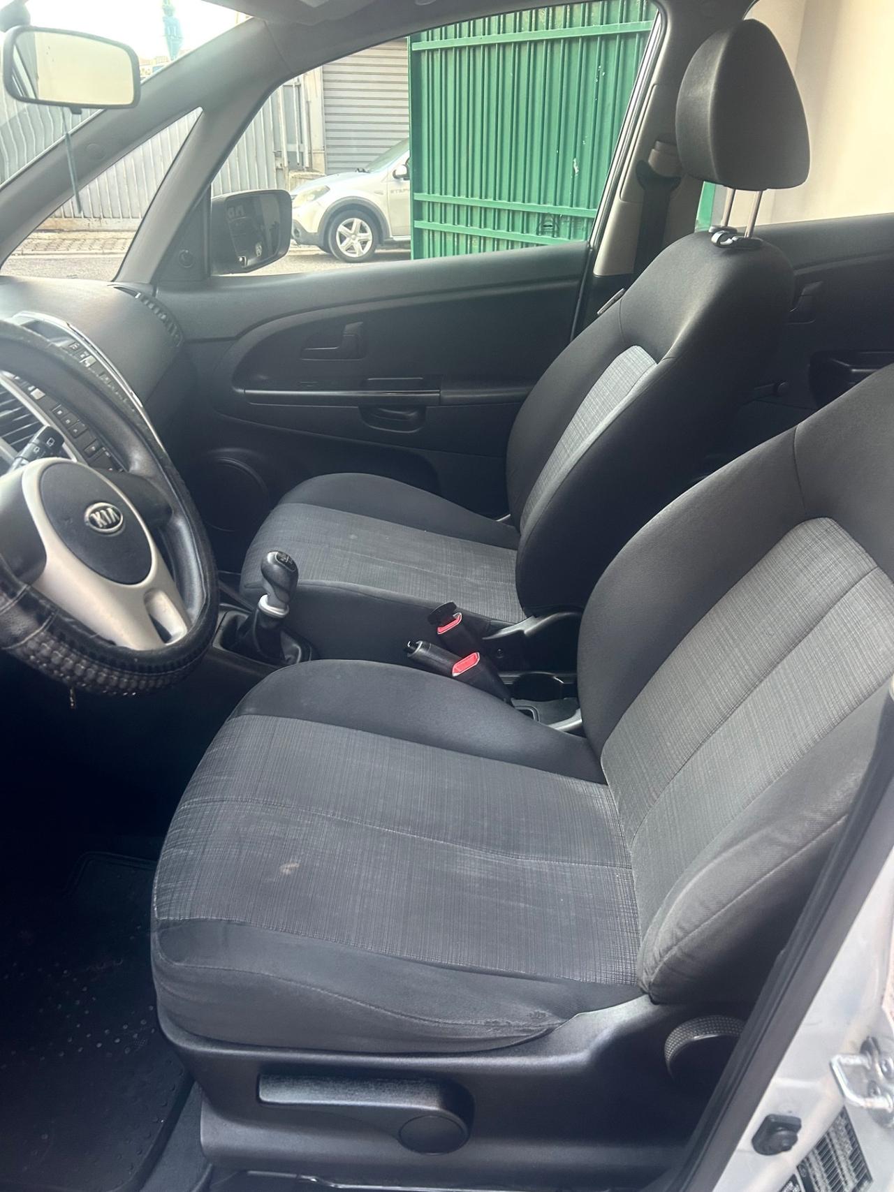 Kia Venga 1.4 CRDi 77CV WGT LX