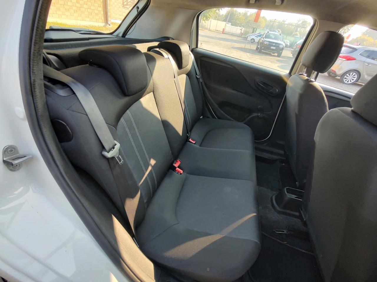 Fiat Punto 1.2 STREET 5 PORTE, EURO 6, BENZINA\GPL, OK NEOPATENTATI