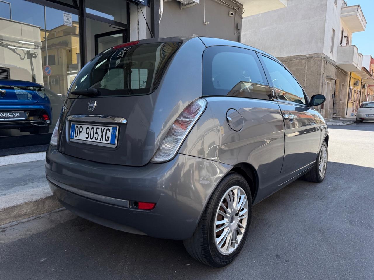 Lancia Ypsilon 1.2 69cv Oro