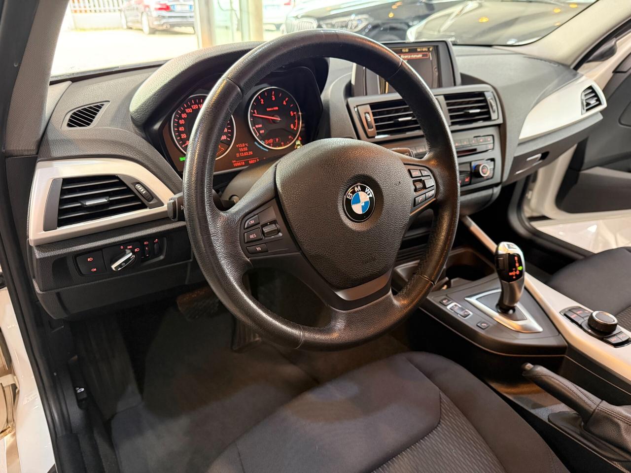 Bmw 116 116d 5p. Efficient Dynamics Urban