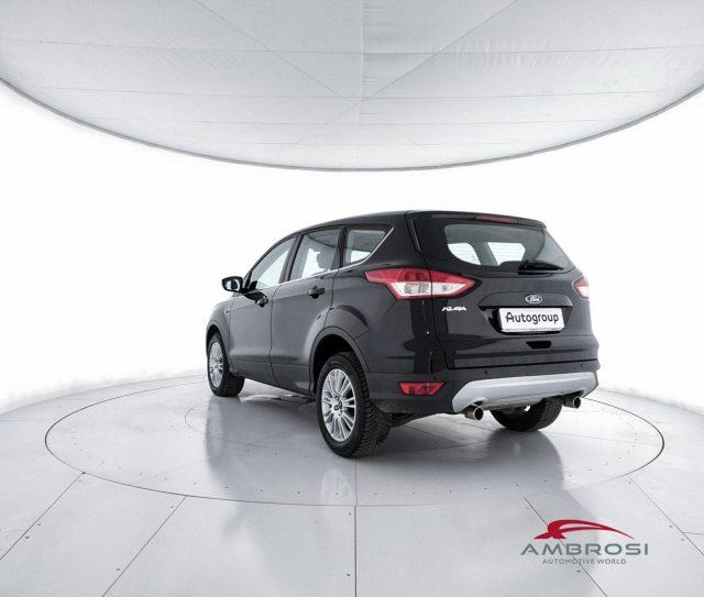 FORD Kuga 2.0 TDCI 140 CV 4WD Titanium