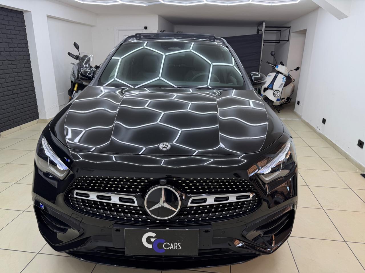 Mercedes GLA 200d AMG Premium KM0 ITALIANA UFFICIALE