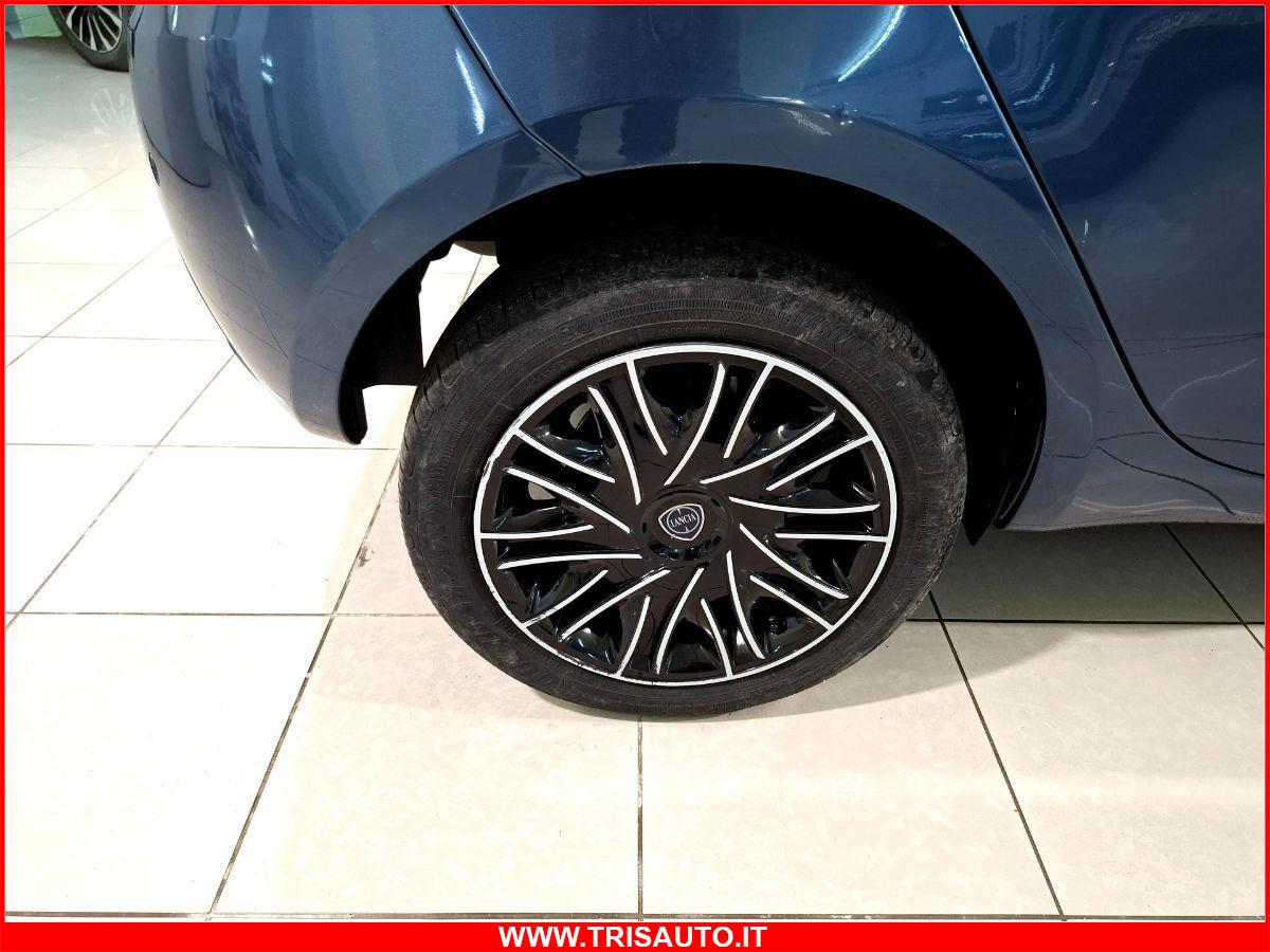 LANCIA Ypsilon 1.0 Hybrid Gold NEOPATENTATI