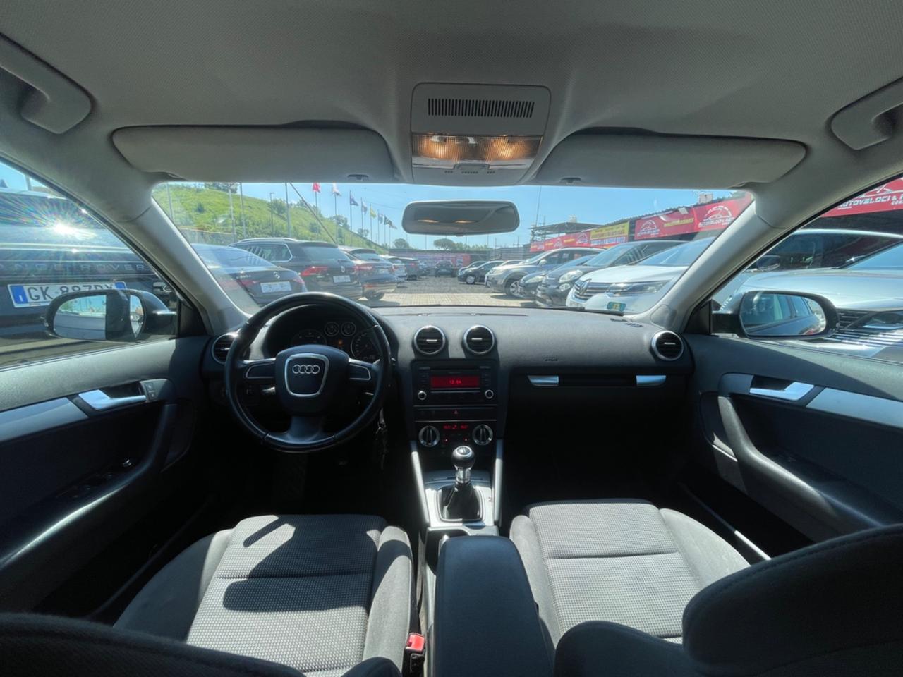 Audi A3 1.6 TDI 105 CV CR S tr. Ambiente