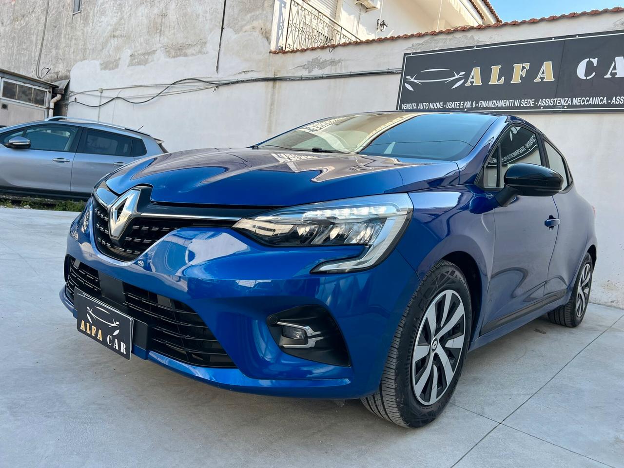 RENAULT CLIO 1.6 E-Tech 145 CV 2023!!! EQUILIBRE!!!