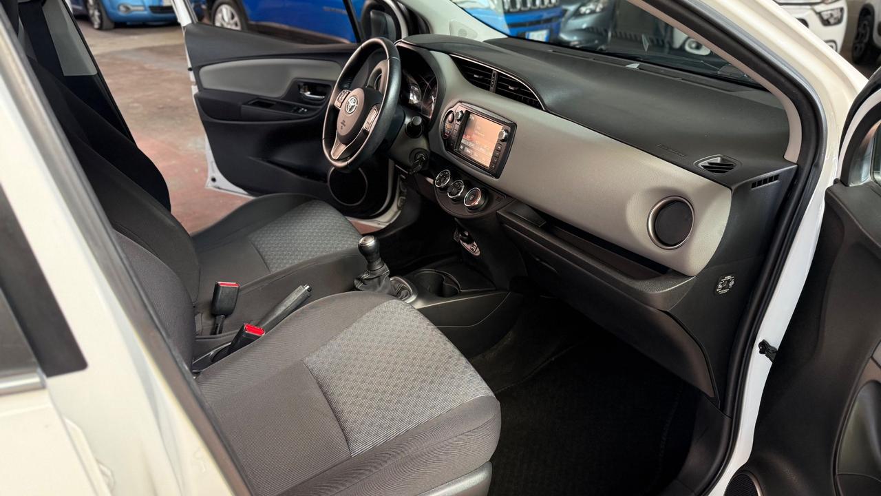 Toyota Yaris GPL LOUNGE