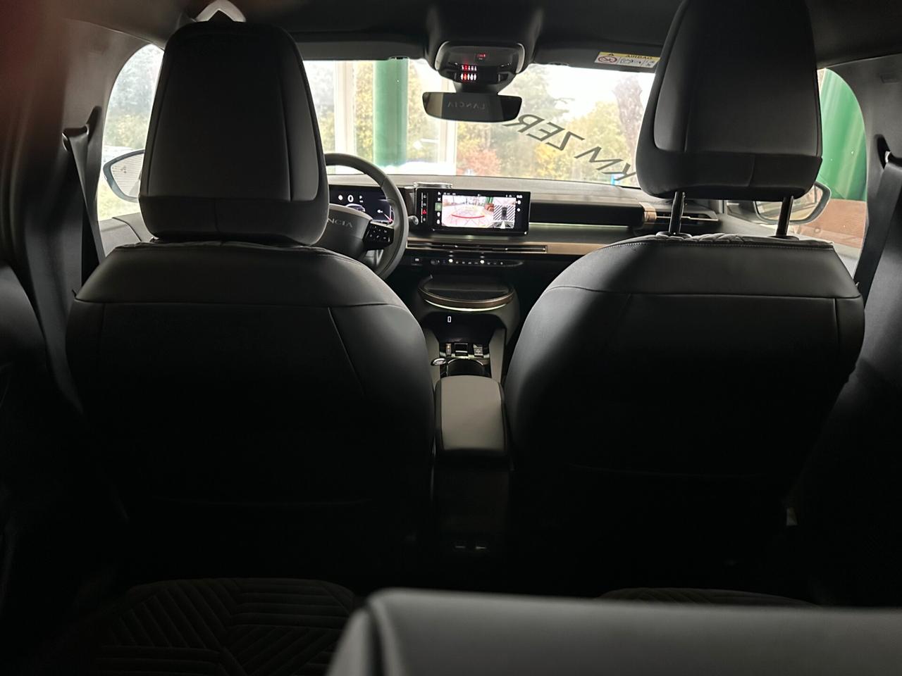 Lancia Ypsilon Hybrid e-DCT LX