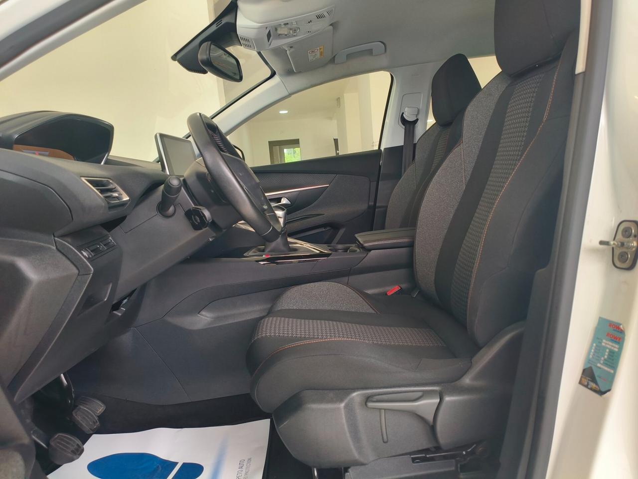 Peugeot 3008 BlueHDi 130 S&S Business *PROMO*