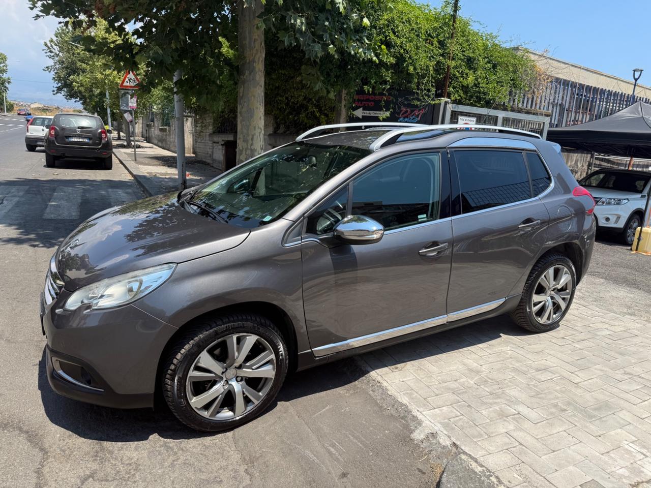 Peugeot 2008 BlueHDi 120 S&S Black Matt